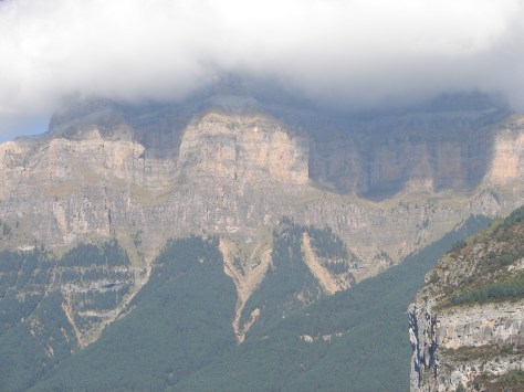 12-14 oct.2007 ordesa-bujaruelo,ainsa,valle de pineta. (107)